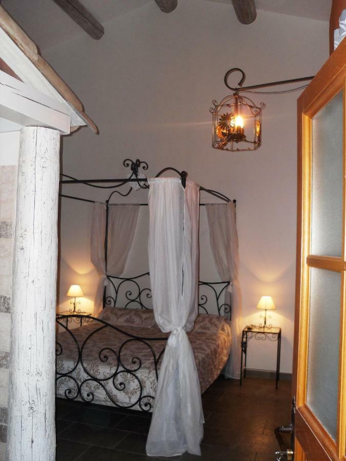 On Dirait Le Sud Chambres D'Hotes Dans Village Proche Ales En Cevennes Saint Julien Les Rosiers Exterior photo